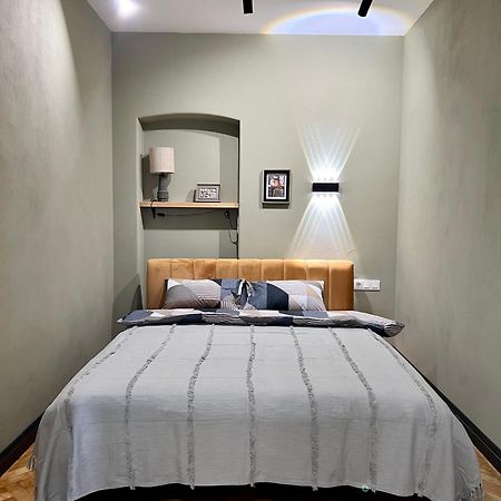 Art Apartment Glebova Lviv Ngoại thất bức ảnh