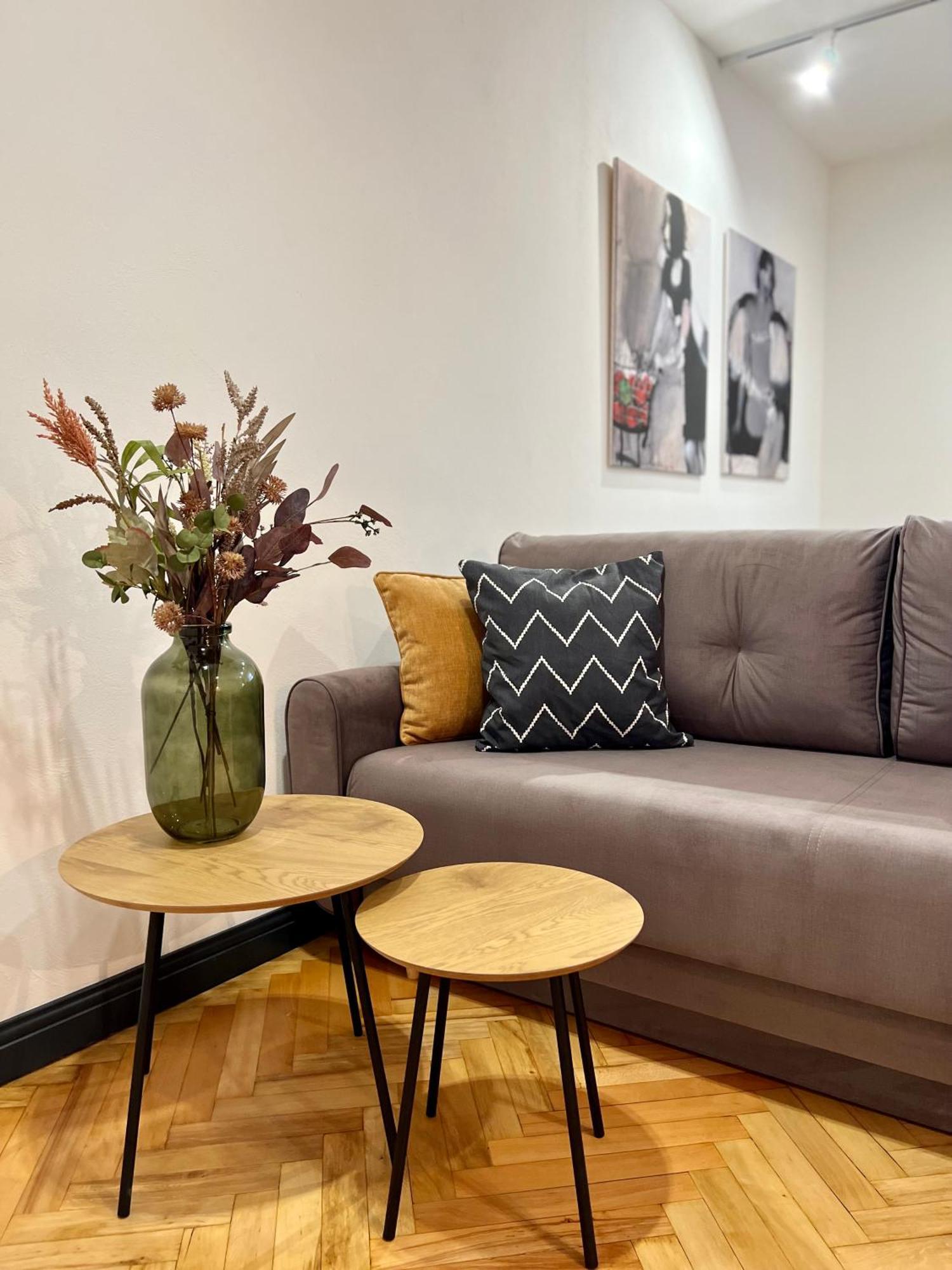 Art Apartment Glebova Lviv Ngoại thất bức ảnh