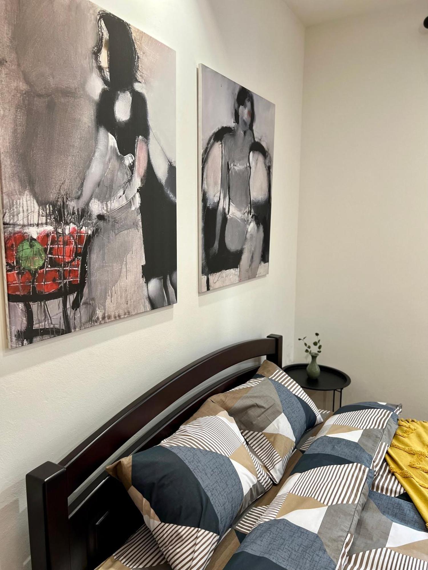 Art Apartment Glebova Lviv Ngoại thất bức ảnh