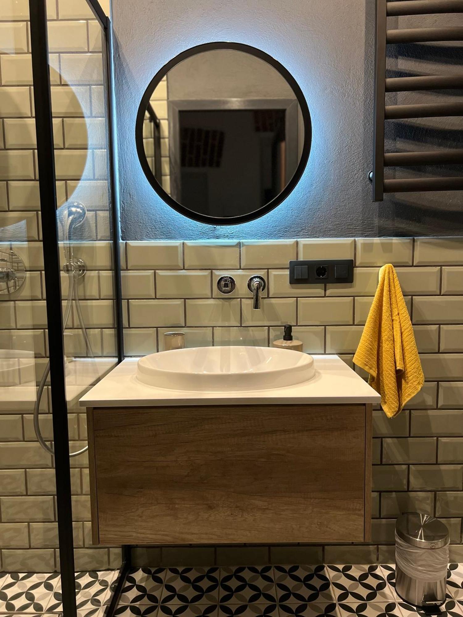 Art Apartment Glebova Lviv Ngoại thất bức ảnh